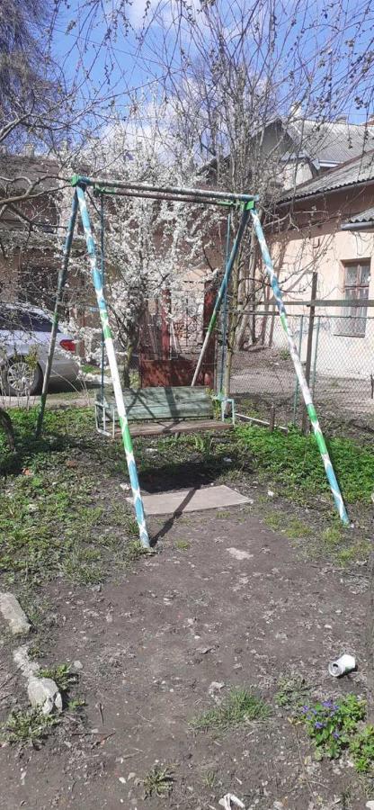 Центрові Апартаменти Ivano-Frankivsk Exteriör bild